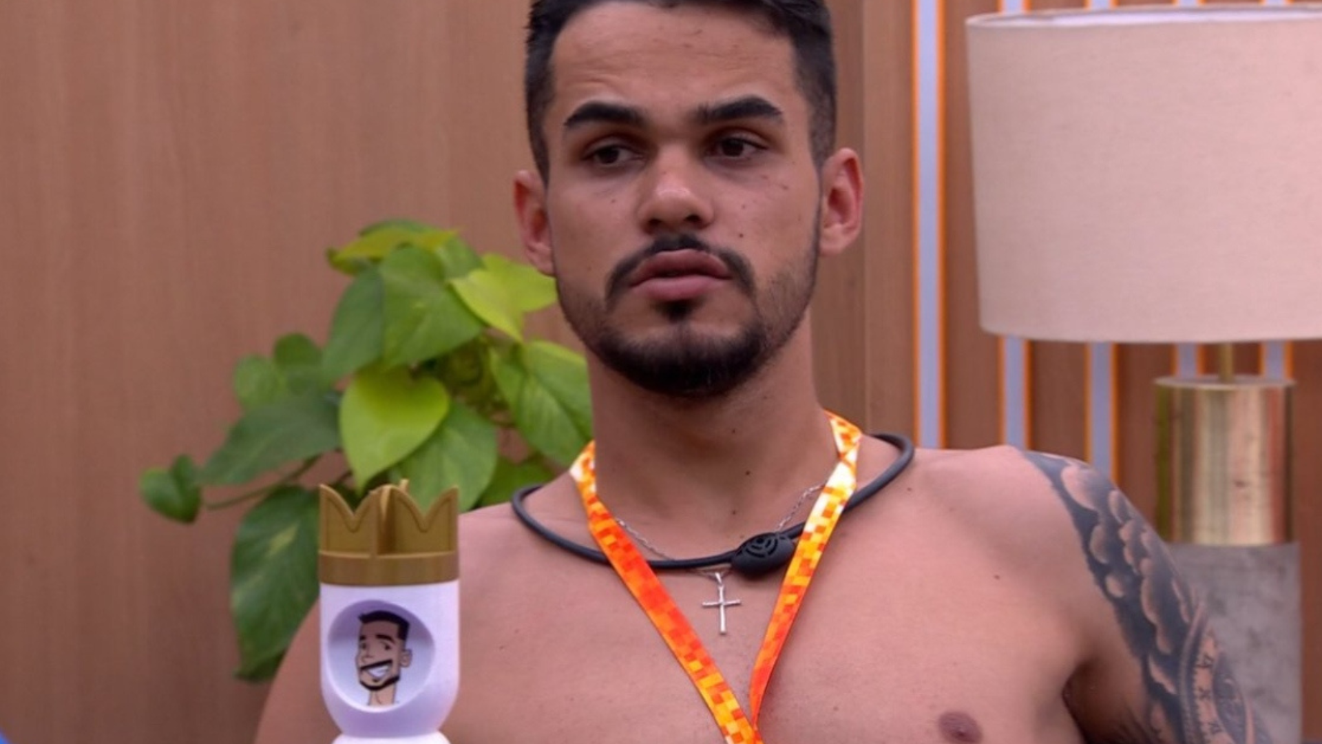 João Gabriel traça estratégia bombástica